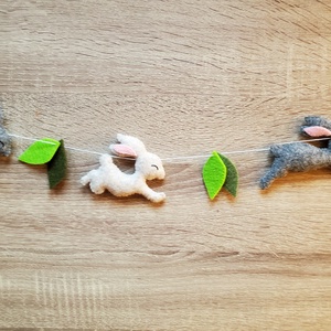 Nyuszis girland, füzér, baszoba dekoráció kiságyra, polc alá, falra - otthon & életmód - babaszoba, gyerekszoba - babaszoba dekoráció - Meska.hu