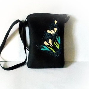 Tenger virágai- textilbőr táska hímzéssel, fekete, kék, zöld, beige -  - Meska.hu