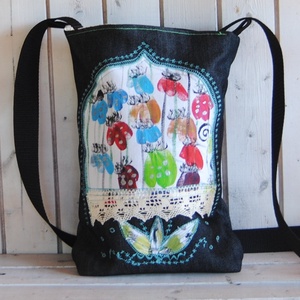 Meghan- festett, hímzett farmertáska - Meska.hu