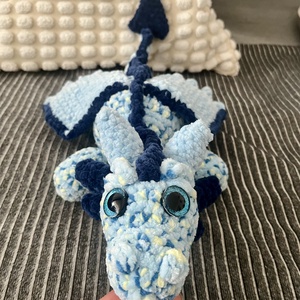Saphira a kék sárkány , Játék & Sport, Plüssállat & Játékfigura, Plüss sárkány, Horgolás, MESKA