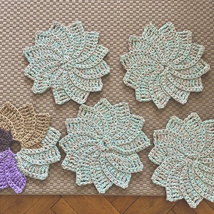 Horgolt 4 db-os alátét és mécses tartó ajándékba , Kellékek & szerszámok, Dekorációs kellékek, Egyéb kellékek, Horgolás, MESKA