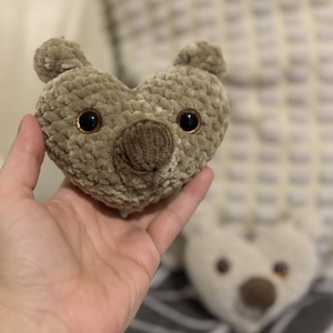 Bújós, pihe-puha horgolt maci � amigurumi figura - játék & sport - plüssállat & játékfigura - maci - Meska.hu