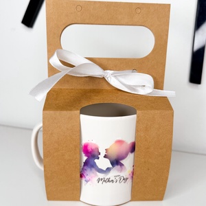 Anyák napi ajándék bögre - Anya-gyermek, Otthon & Életmód, Konyhafelszerelés, tálalás, Tálalás, Bögre & Csésze, Fotó, grafika, rajz, illusztráció, Egyedi, szeretettel készült bögre ajándékcsomagolással ?

✔️ Kész ajándék – díszdobozzal és masniva..., MESKA