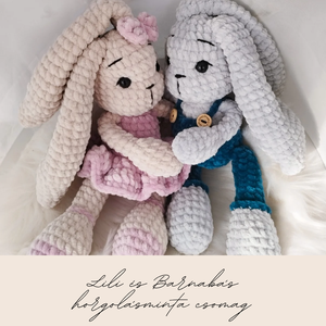 Lili és Barnabás plüss nyuszi horgolásminta csomag amigurumi , DIY (Csináld magad), Szabásminta, útmutató, Horgolási minta, Horgolás, MESKA