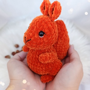 Horgolt plüss mókus amigurumi , Játék & Sport, Plüssállat & Játékfigura, Más figura, Horgolás, MESKA