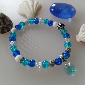 Tengerszem üveg és ásvány karkötő Swarovski szív medállal - Meska.hu