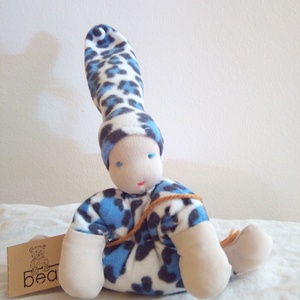 Picurka ülő Mandula-manó -  - Meska.hu