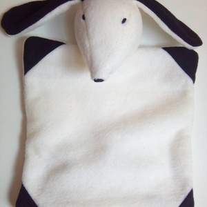 Fekete-fehér polár alvó kutya -  - Meska.hu