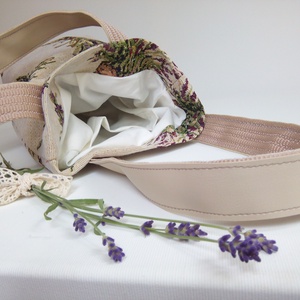 Gobelin szövésű, levendula mintás kislánytáska bőrfüllel.  -  - Meska.hu