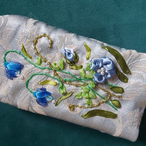 Szemüvegtok. Hímzett. - táska & tok - pénztárca & más tok - szemüvegtok - Meska.hu