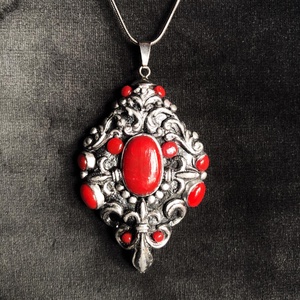 Gothic stílusú medál, Ékszer, Medál, Nyaklánc, Ékszerkészítés, Gyurma, MESKA