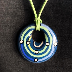 Hundertwasser stílusú nyaklánc, Ékszer, Medálos nyaklánc, Nyaklánc, Ékszerkészítés, Gyurma, MESKA