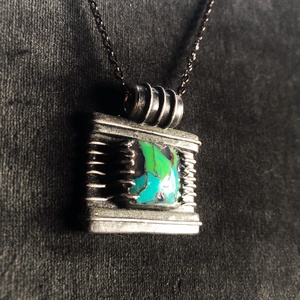 Türkiz négyzet nyaklánc - ékszer - nyaklánc - medálos nyaklánc - Meska.hu