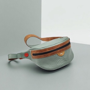 tatu Crossbody táska menta - Meska.hu