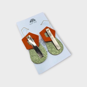 BAUHAUS bőr fülbevaló- ringató, Ékszer, Fülbevaló, Lógó fülbevaló, Bőrművesség, MESKA