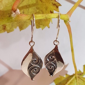 Harmatcsepp - antikolt ezüst fülbevaló 925 finomságú -sterling- ezüstből - ékszer - fülbevaló - lógó fülbevaló - Meska.hu