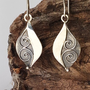 Harmatcsepp - antikolt ezüst fülbevaló 925 finomságú -sterling- ezüstből - ékszer - fülbevaló - lógó fülbevaló - Meska.hu