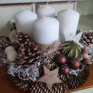 Adventi koszorú(barna-fehér) - Meska.hu