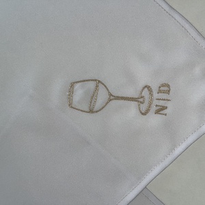 Egyedi hímzett szalvéta monogrammal � indás minta - esküvő - emlék & ajándék - köszönőajándék - Meska.hu