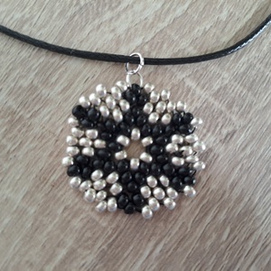 Fekete-ezüst ékszer szett (nyaklánc + fülbevaló) - ékszer - ékszerszett - Meska.hu