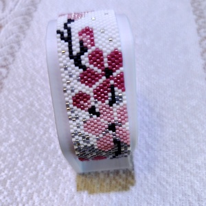 Sakura  - ékszer - karkötő - gyöngyös karkötő - Meska.hu