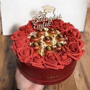 Ballagási box - Ballagási emlék, Otthon & Életmód, Dekoráció, Virágdísz és tartó, Csokor & Virágdísz, , MESKA