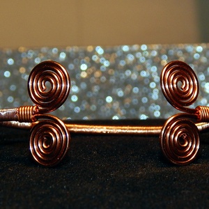Réz karperec szkíta ornamentikával - ékszer - karkötő - karperec - Meska.hu
