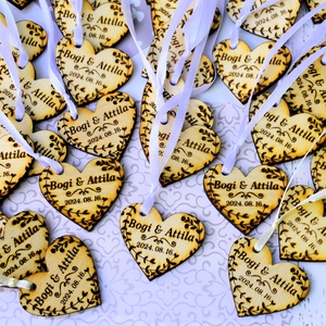 Nevesített szív fa dekoráció gravírozással - esküvő - emlék & ajándék - köszönőajándék - Meska.hu