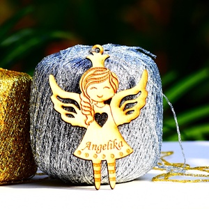 Angyalkás fa karácsony fa dísz név gravírozással - karácsony - karácsonyi lakásdekoráció - karácsonyfadíszek - Meska.hu