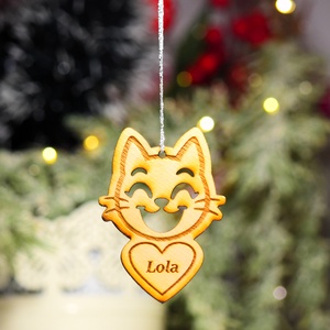 Cicás fa karácsonyfa dísz név gravírozással - karácsony - karácsonyi lakásdekoráció - karácsonyfadíszek - Meska.hu