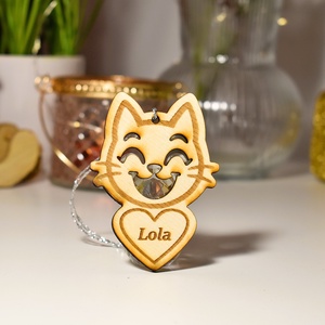 Cicás fa karácsonyfa dísz név gravírozással, Karácsony, Karácsonyi lakásdekoráció, Karácsonyfadíszek, Famegmunkálás, MESKA