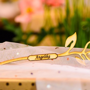 Nőnapi rózsa fából név gravírozással - otthon & életmód - virágdekoráció - virágdíszek - lézervágott virágdíszek - Meska.hu