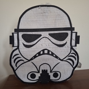 Pinata ( katona )  - Meska.hu