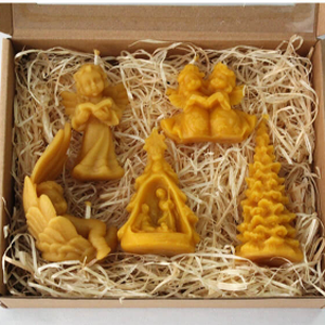 Karácsonyi méhviaszgyertyák díszdobozban - karácsony - karácsonyi lakásdekoráció - karácsonyi illatgyertya, mécses - Meska.hu