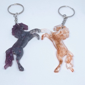 Lovas kulcstartó - karácsony - karácsonyi lakásdekoráció - karácsonyfadíszek - Meska.hu