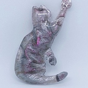 Cicás kitűző - ékszer - kitűző és bross - Meska.hu