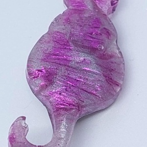 Cicás kitűző I. - ékszer - kitűző és bross - Meska.hu