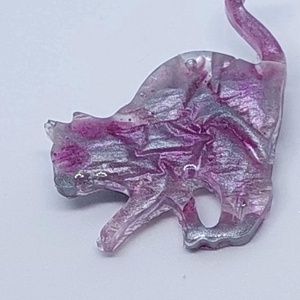 Cicás kitűző VI. - ékszer - kitűző és bross - Meska.hu