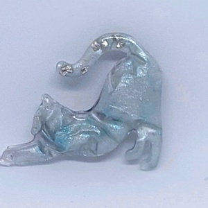 Cicás kitűző II. - ékszer - kitűző és bross - Meska.hu