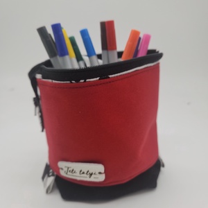 Tolltartó - otthon & életmód - papír, írószer - tolltartó & ceruzatekercs - Meska.hu