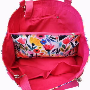 Virágos táska vízlepergető gyöngyvászonból - táska & tok - kézitáska & válltáska - tarisznya - Meska.hu