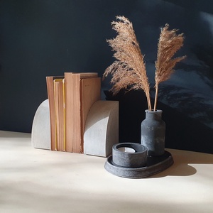 Beton könyvtámasz - Meska.hu