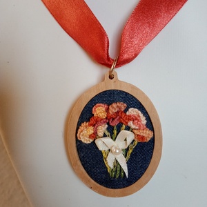 Brazil Hímzett  színes virágcsokor, egyedi nyaklánc, hímzett ékszer, hímzett nyaklánc, modern hímzés - ékszer - nyaklánc - medálos nyaklánc - Meska.hu
