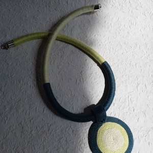 MOHA OGEL fonal nyaklánc, textil nyaklánc, textil ékszer, fonal ékszer - ékszer - nyaklánc - medálos nyaklánc - Meska.hu