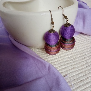 PURPLE RAIN textilbogyó fülbevaló, fonalékszer, textil fülbevaló, Ékszer, Fülbevaló, Lógó fülbevaló, Ékszerkészítés, MESKA