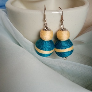 SÁRGARIGÓ kék-sárga textilbogyó fülbevaló, textil fülbevaló, textilékszer - ékszer - fülbevaló - lógó fülbevaló - Meska.hu