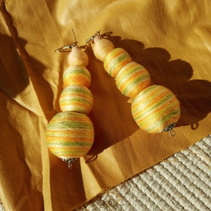 SELYEMÚT textilbogyó fülbevaló, fonalékszer, textil fülbevaló - ékszer - fülbevaló - lógó fülbevaló - Meska.hu