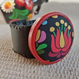  Matyó mintás karkötő,matyó ékszer,folklór textil ékszer,magyaros nyaklánc,Hungarian folk jewellery, Ékszer, Karkötő, Karkötő medállal, Ékszerkészítés, MESKA