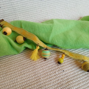 Papagáj sárgás-zöldes színes bokalánc, textilbogyó bokalánc, bokaékszer, lábdísz, lábékszer - ékszer - lábdísz és testékszer - bokalánc - Meska.hu