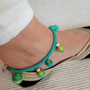 Zöld-türkiz bokalánc, textilbogyó bokalánc, bokaékszer, lábdísz, lábékszer, Ékszer, Lábdísz és Testékszer, Bokalánc, Ékszerkészítés, MESKA